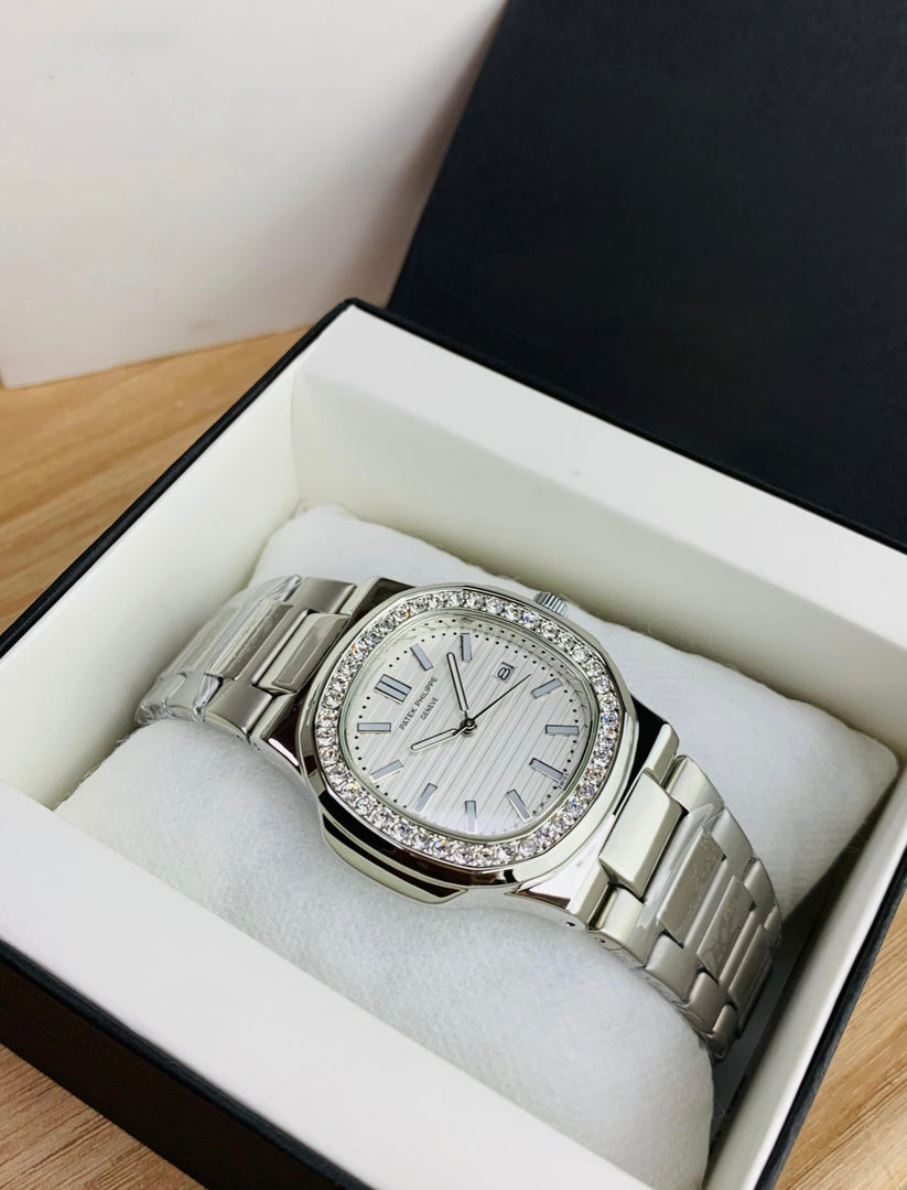 Patek Philippe Nautilus Silver Diamond Bezel- White Dial